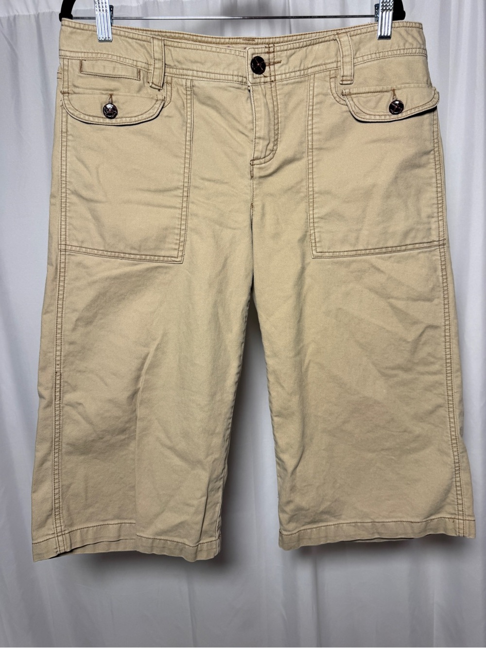 American Eagle 17" Capri Pants Low Rise Women Size 14 Khaki Y2K Bermuda